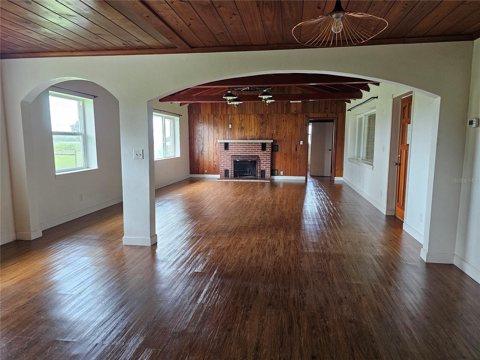 Image 4 of 20 For 18228 Kirk Island Lane A