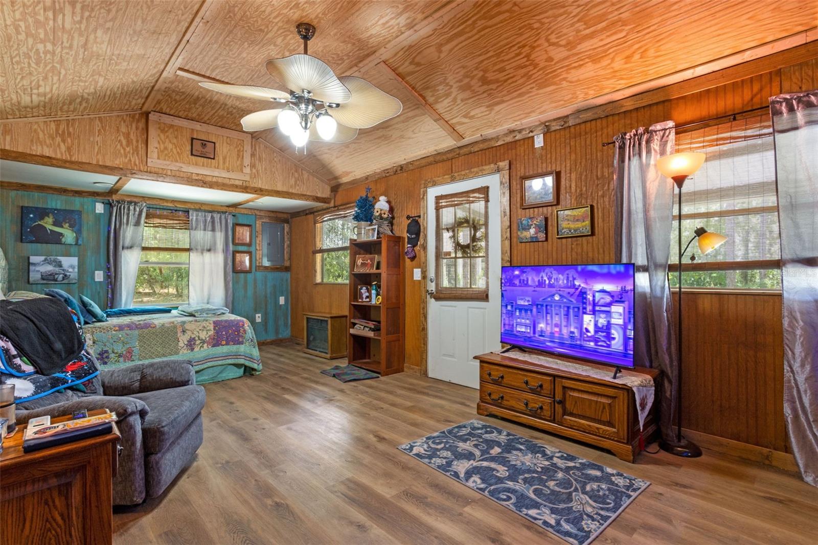 Image 46 of 60 For 1467 Cr 543a