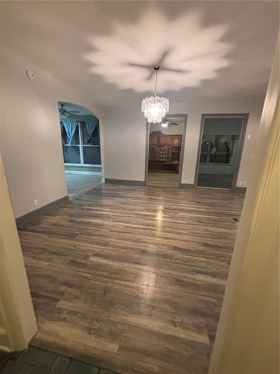 Image 22 of 28 For 1508 Arcadia Avenue