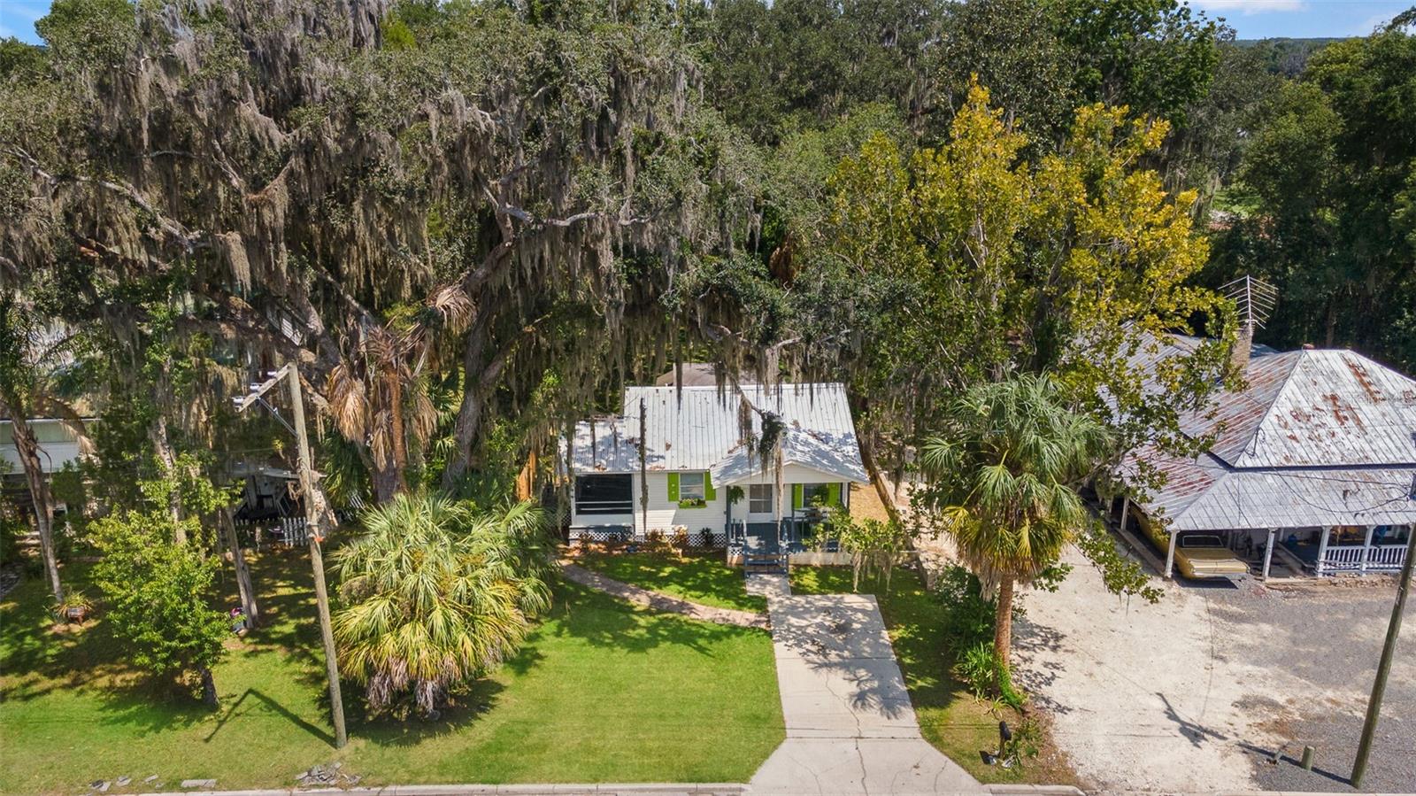 Image 4 of 31 For 310 Dampier Street