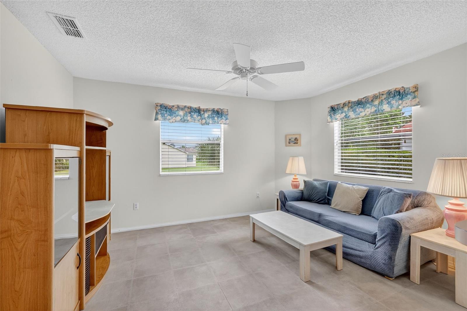 Image 13 of 32 For 680 San Pedro Drive