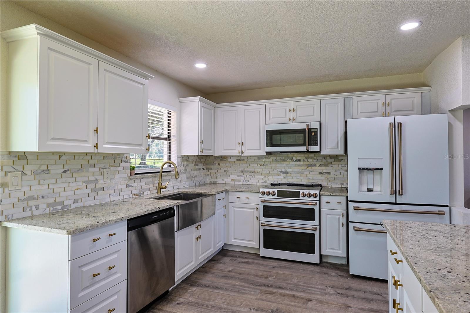 Image 6 of 46 For 3875 118th Lane