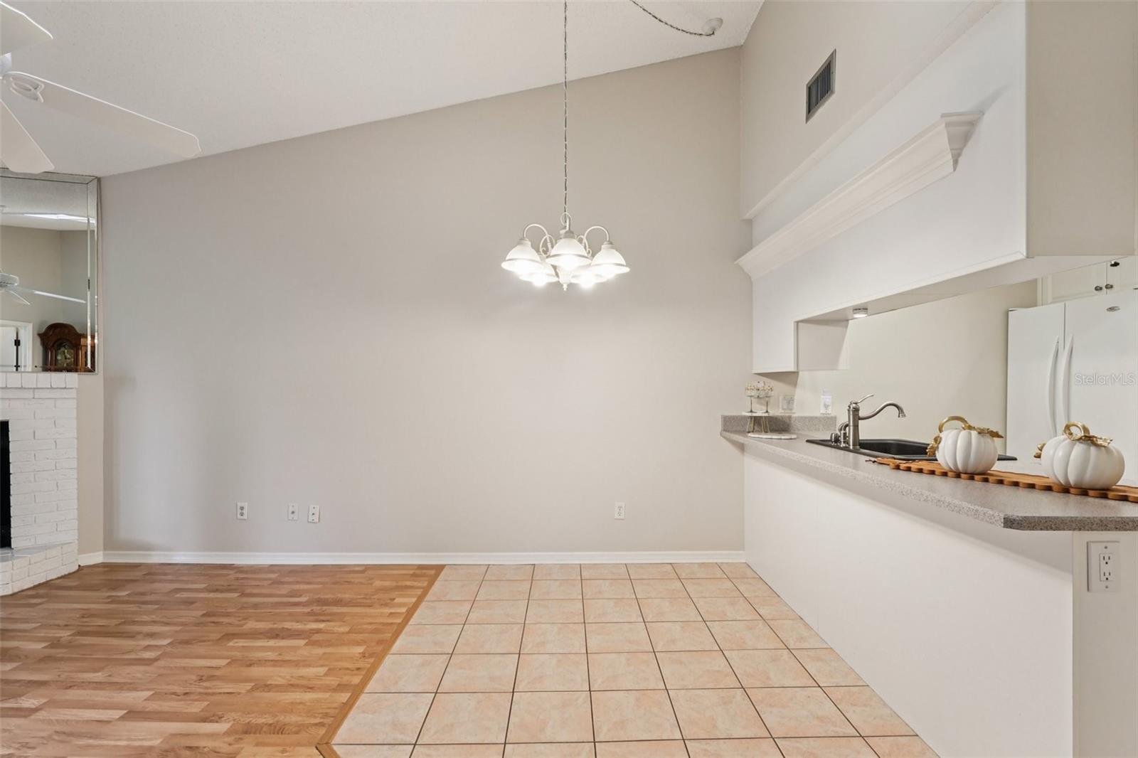 Image 13 of 43 For 5122 Lazy Oaks Drive 5122