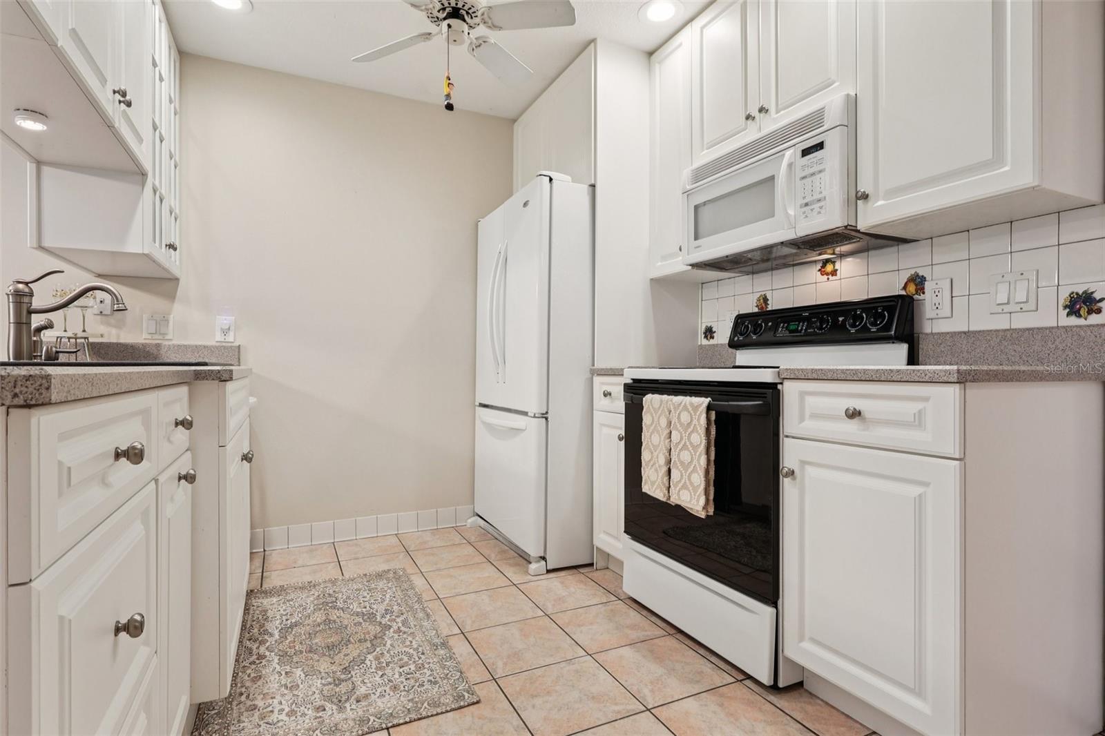 Image 21 of 43 For 5122 Lazy Oaks Drive 5122