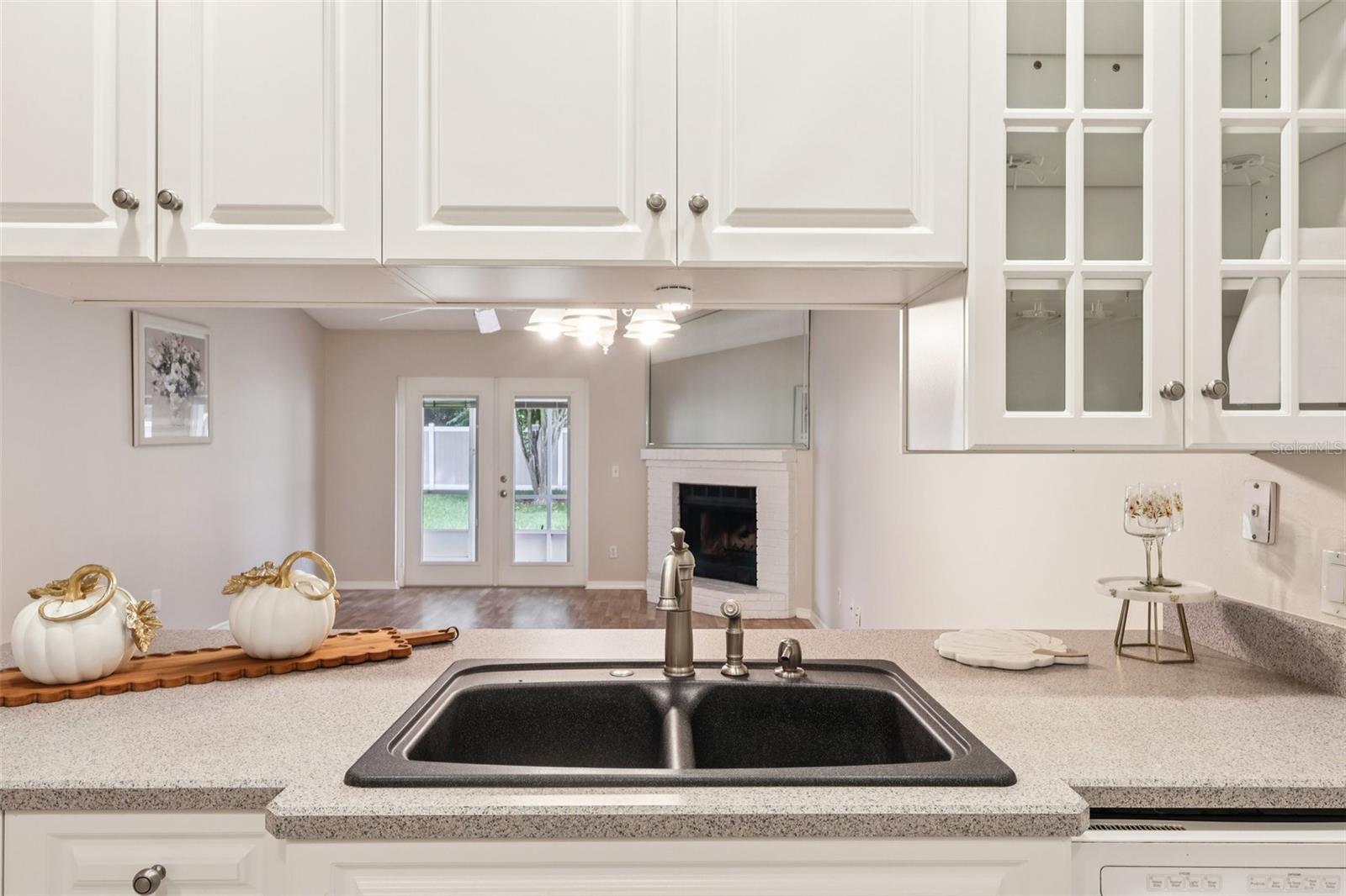 Image 23 of 43 For 5122 Lazy Oaks Drive 5122