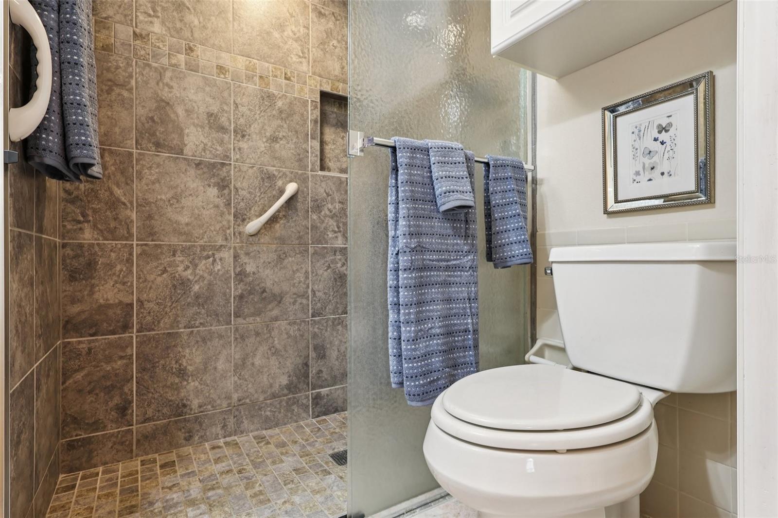 Image 24 of 43 For 5122 Lazy Oaks Drive 5122