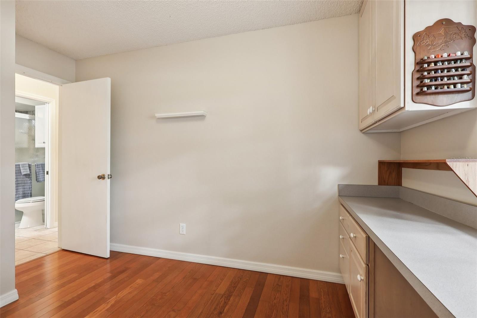 Image 28 of 43 For 5122 Lazy Oaks Drive 5122