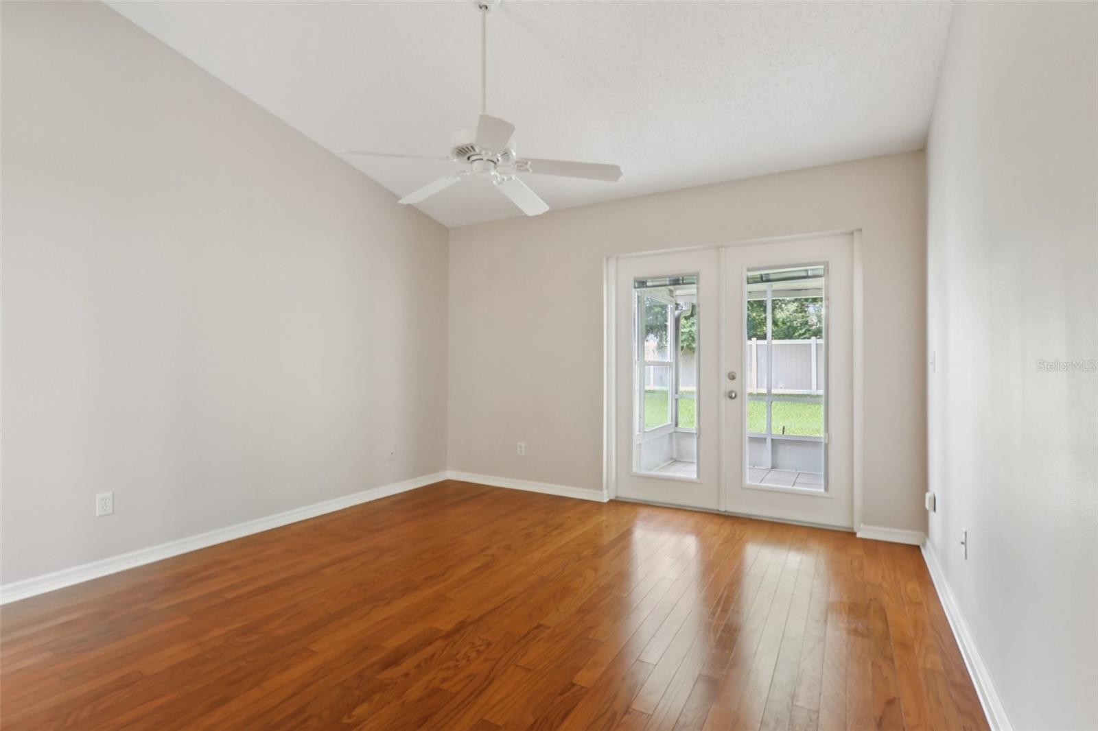 Image 30 of 43 For 5122 Lazy Oaks Drive 5122