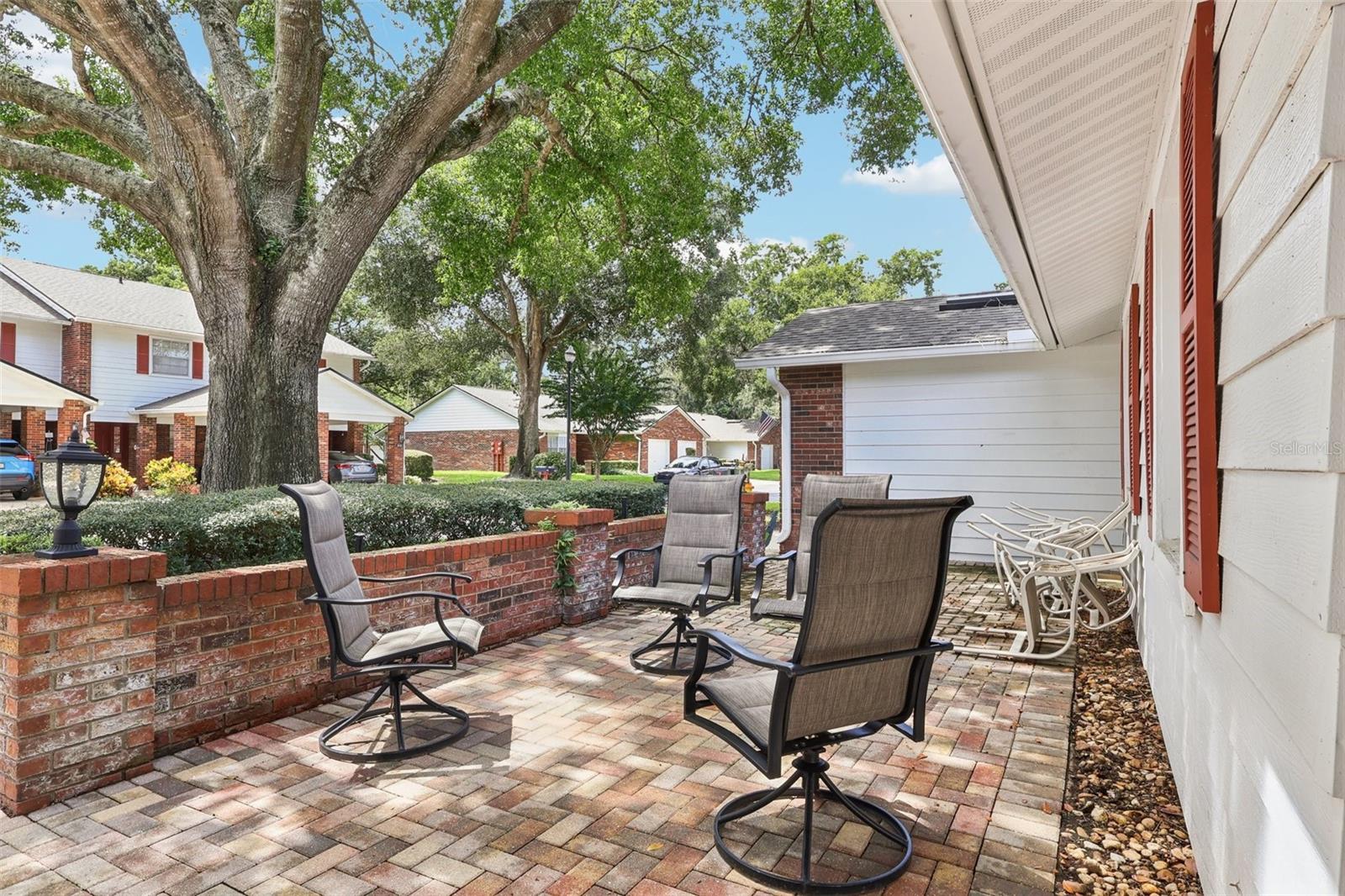 Image 5 of 43 For 5122 Lazy Oaks Drive 5122