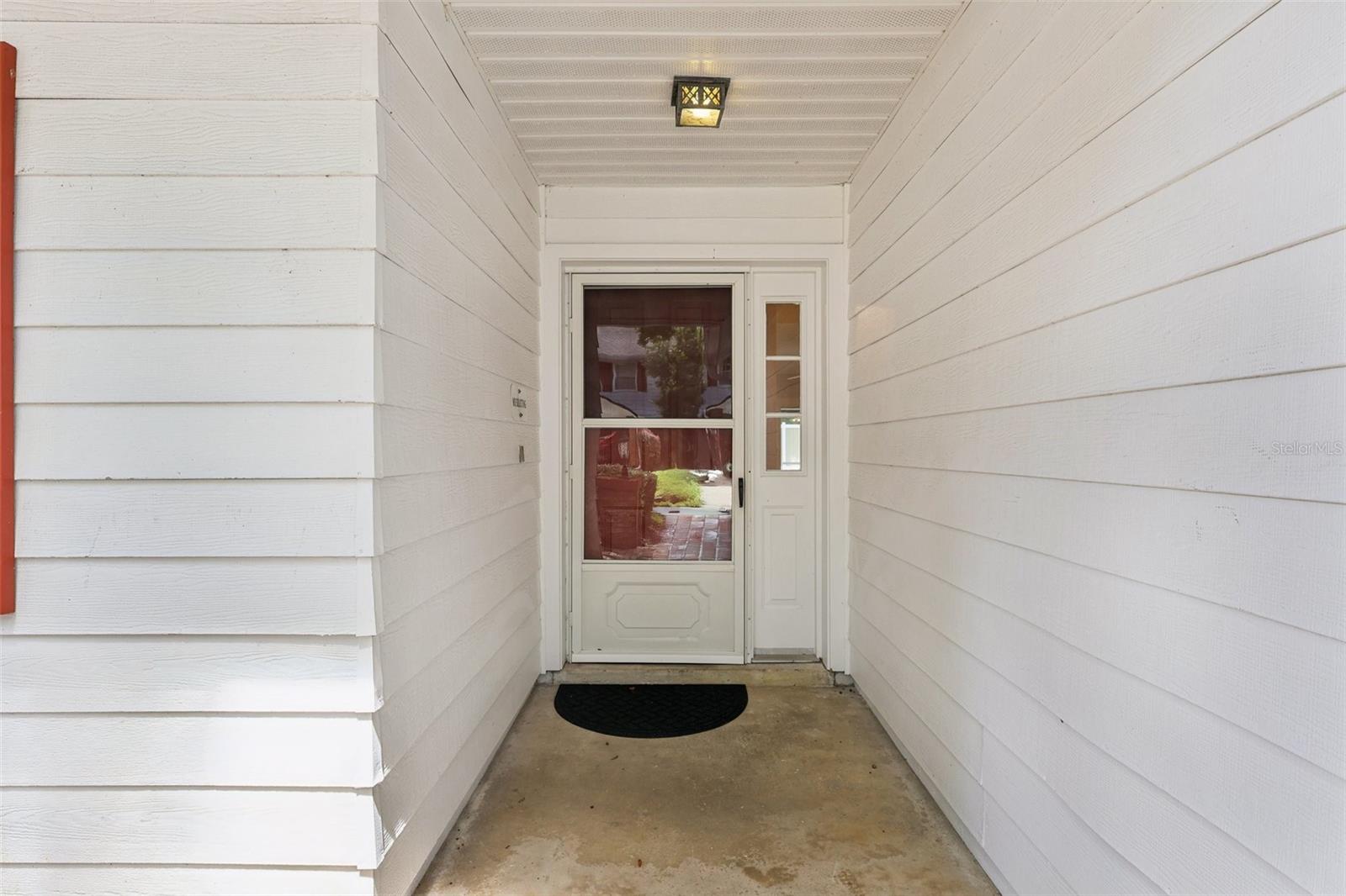 Image 6 of 43 For 5122 Lazy Oaks Drive 5122