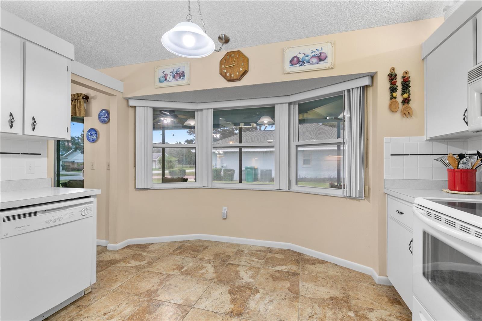 Image 11 of 31 For 1003 Woodward Oaks Circle