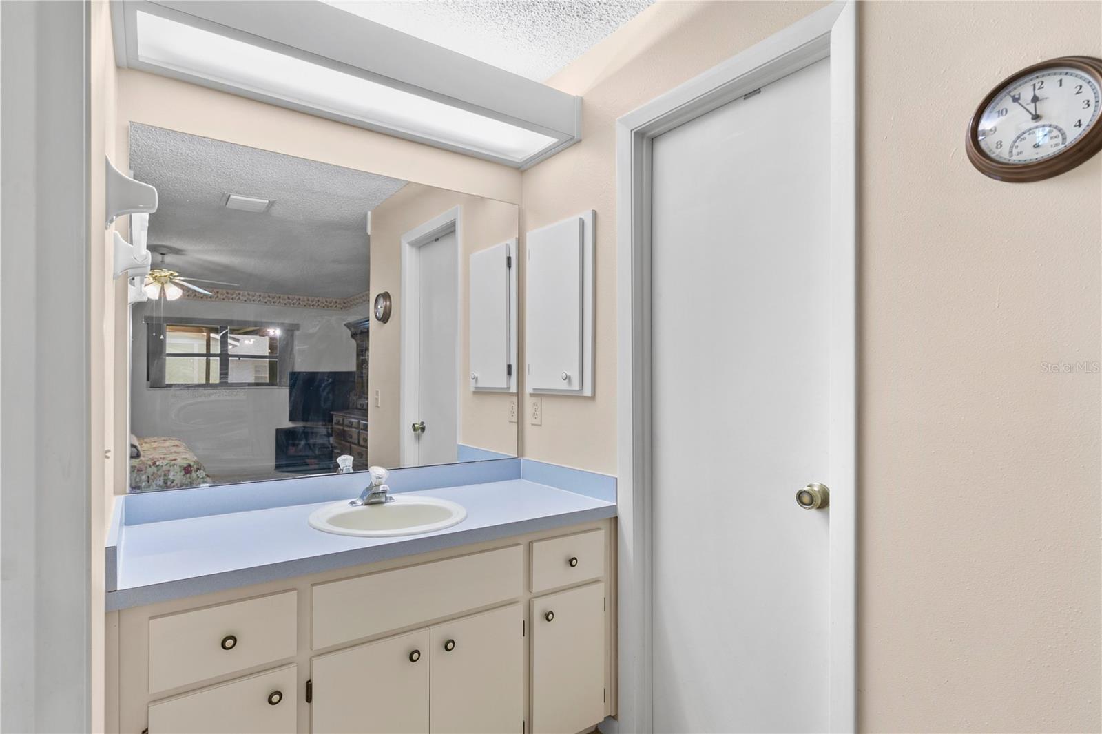 Image 15 of 31 For 1003 Woodward Oaks Circle