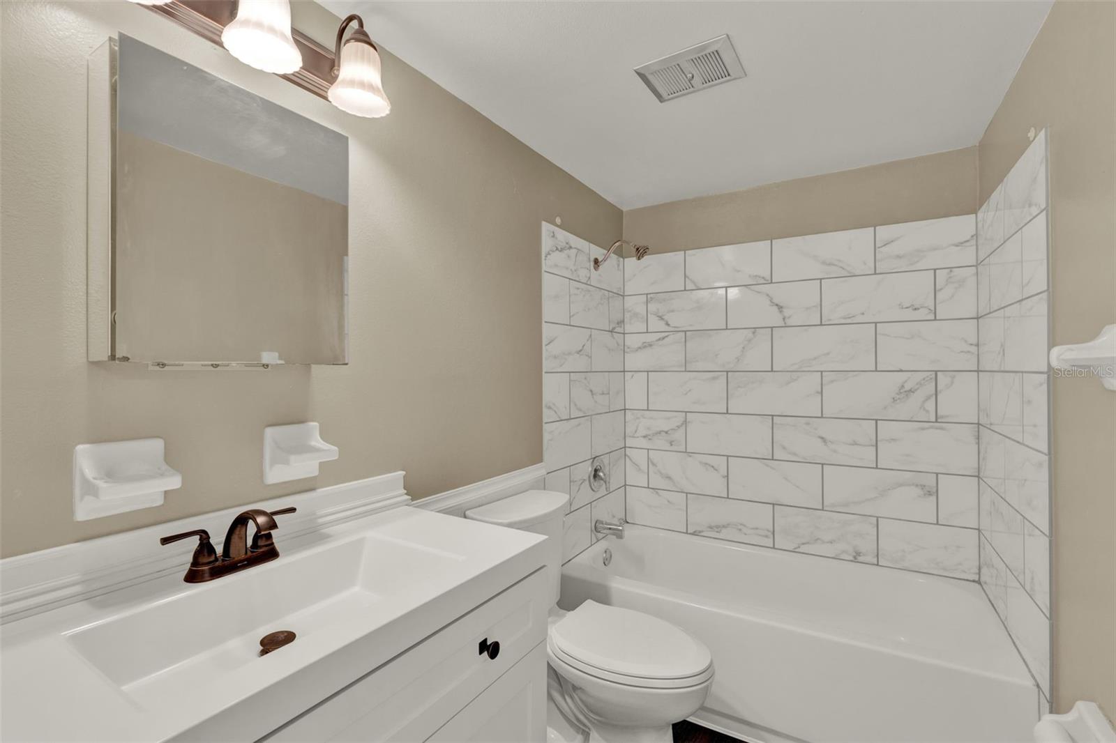 Image 9 of 13 For 75 Sunnyside Drive