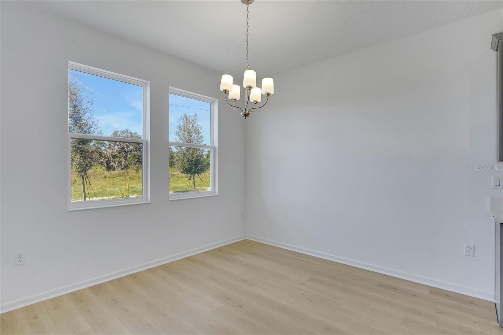 Image 14 of 31 For 252 Meredith Boulevard