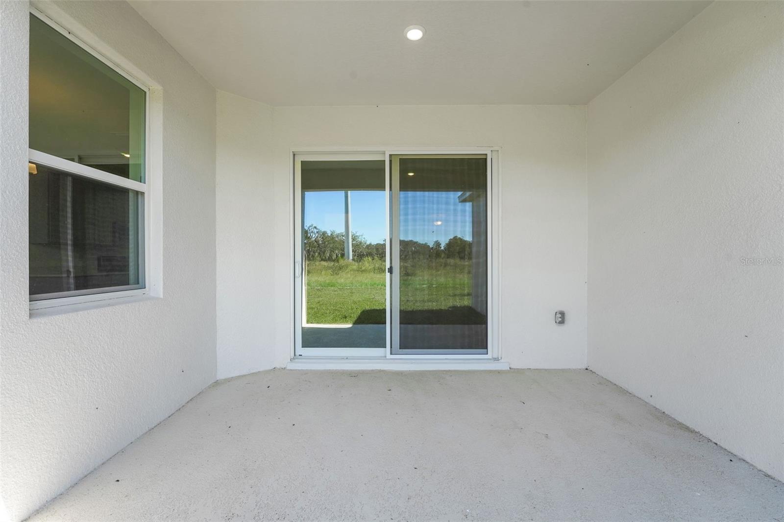 Image 26 of 31 For 252 Meredith Boulevard