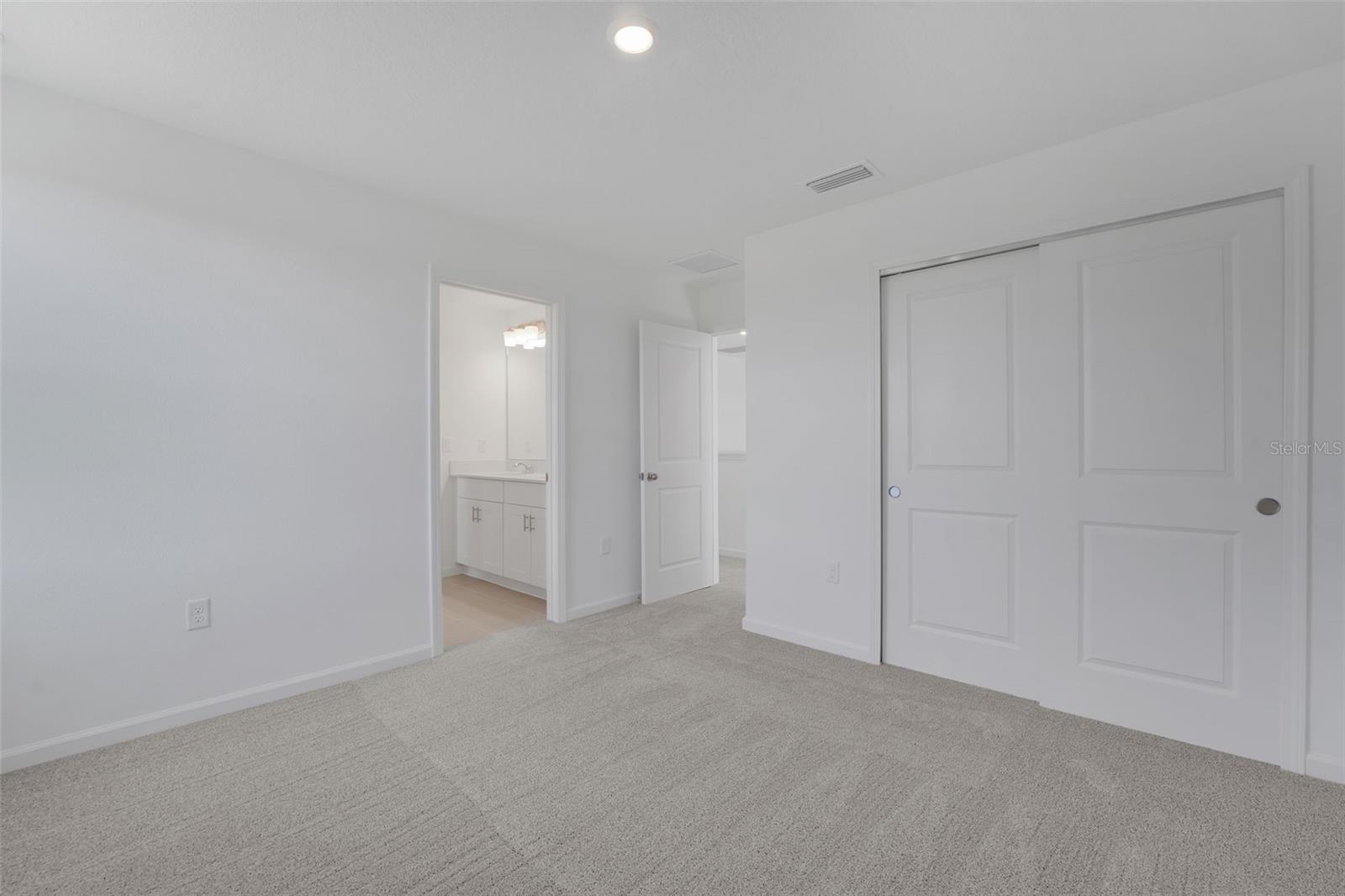 Image 23 of 44 For 256 Meredith Boulevard