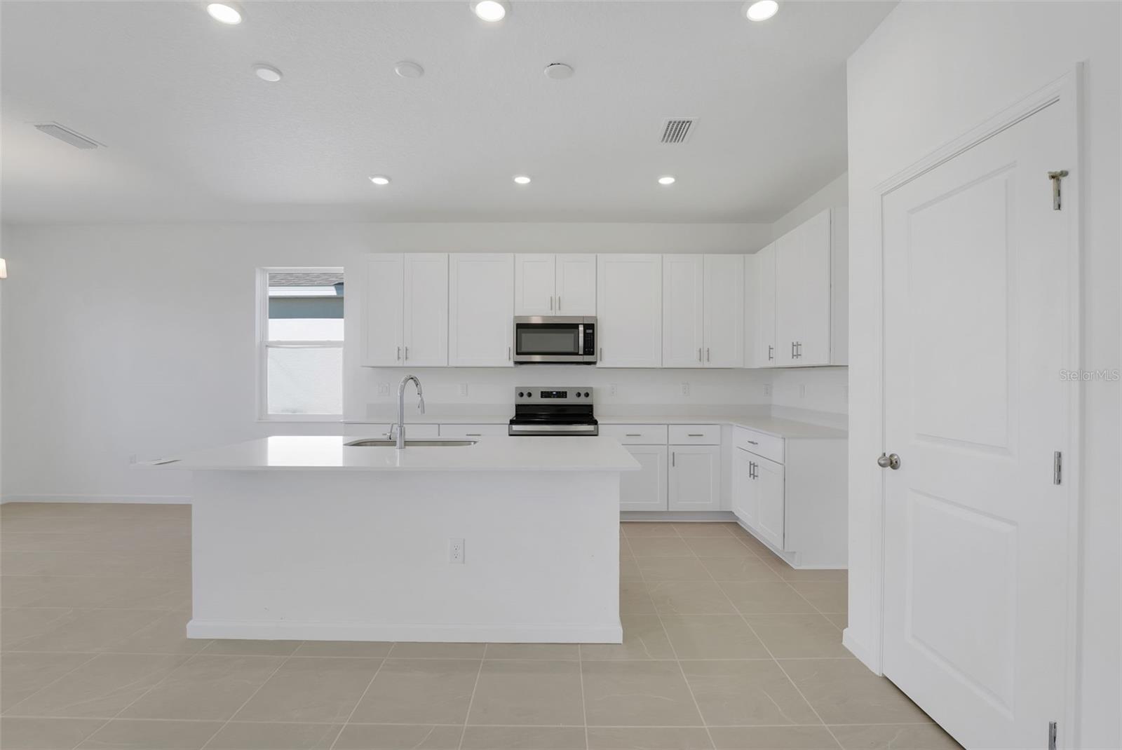 Image 34 of 44 For 256 Meredith Boulevard