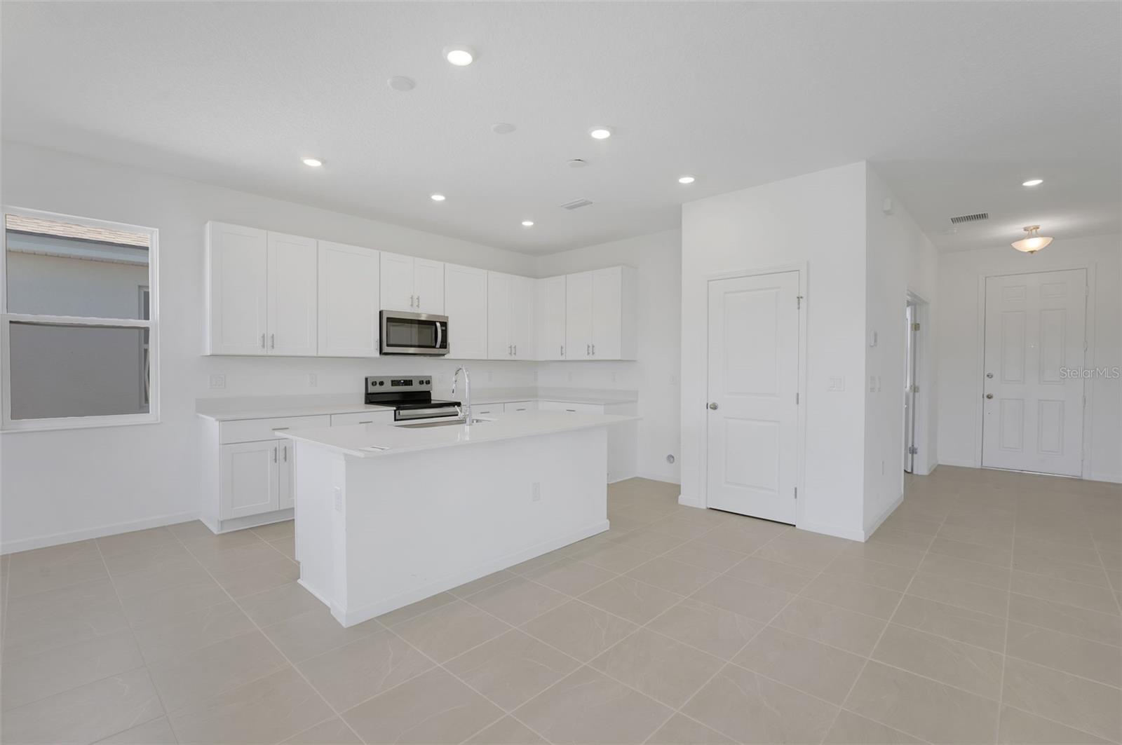 Image 39 of 44 For 256 Meredith Boulevard