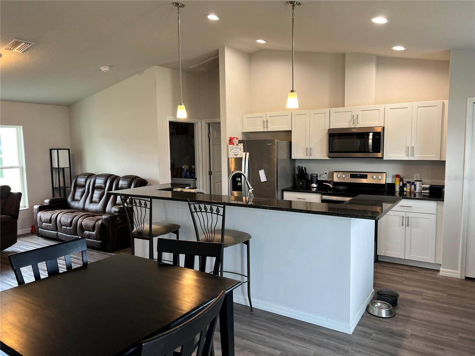 Image 15 of 29 For 4264 Taper Street