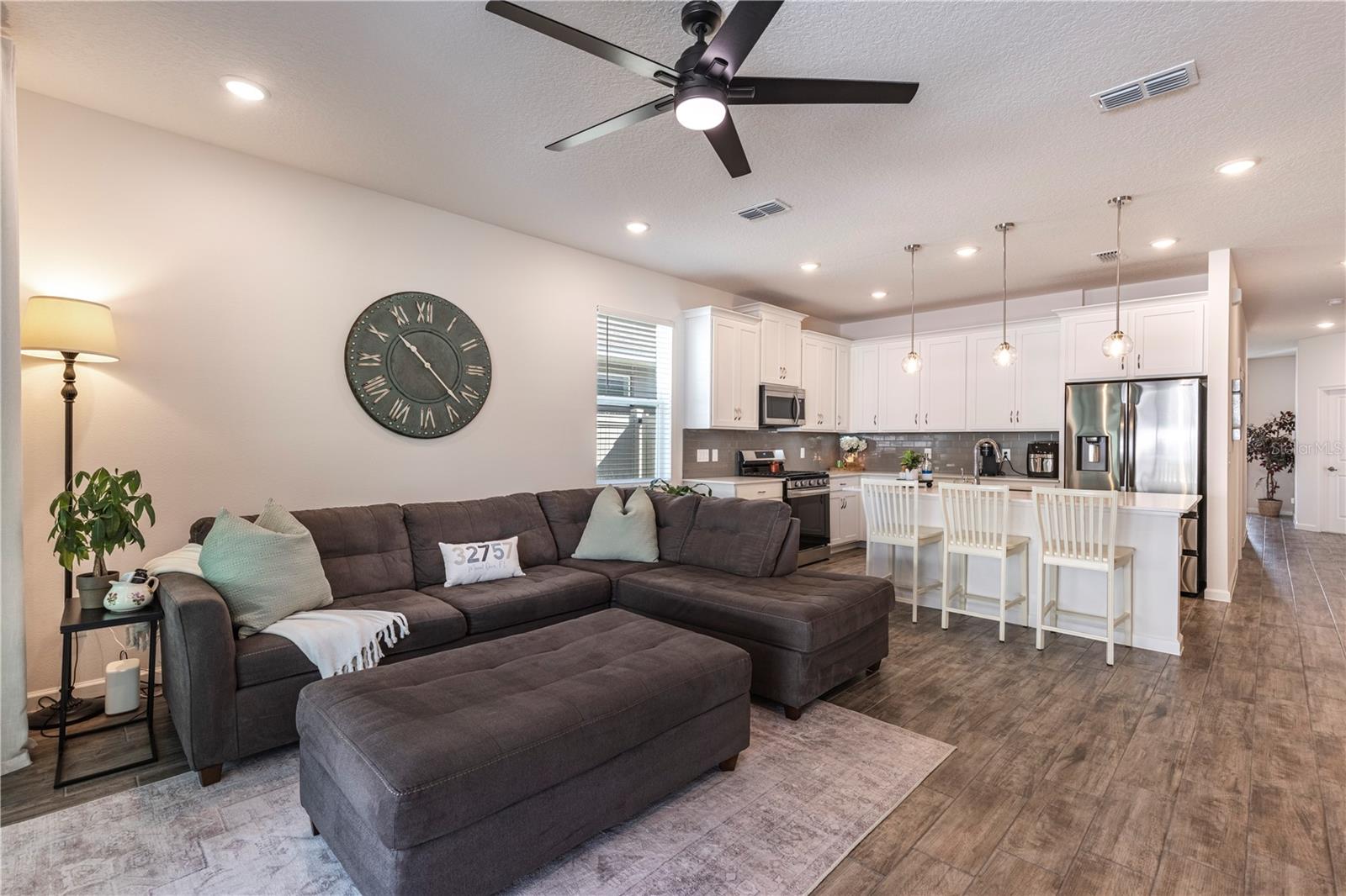 Image 18 of 40 For 2429 Sirena Lane