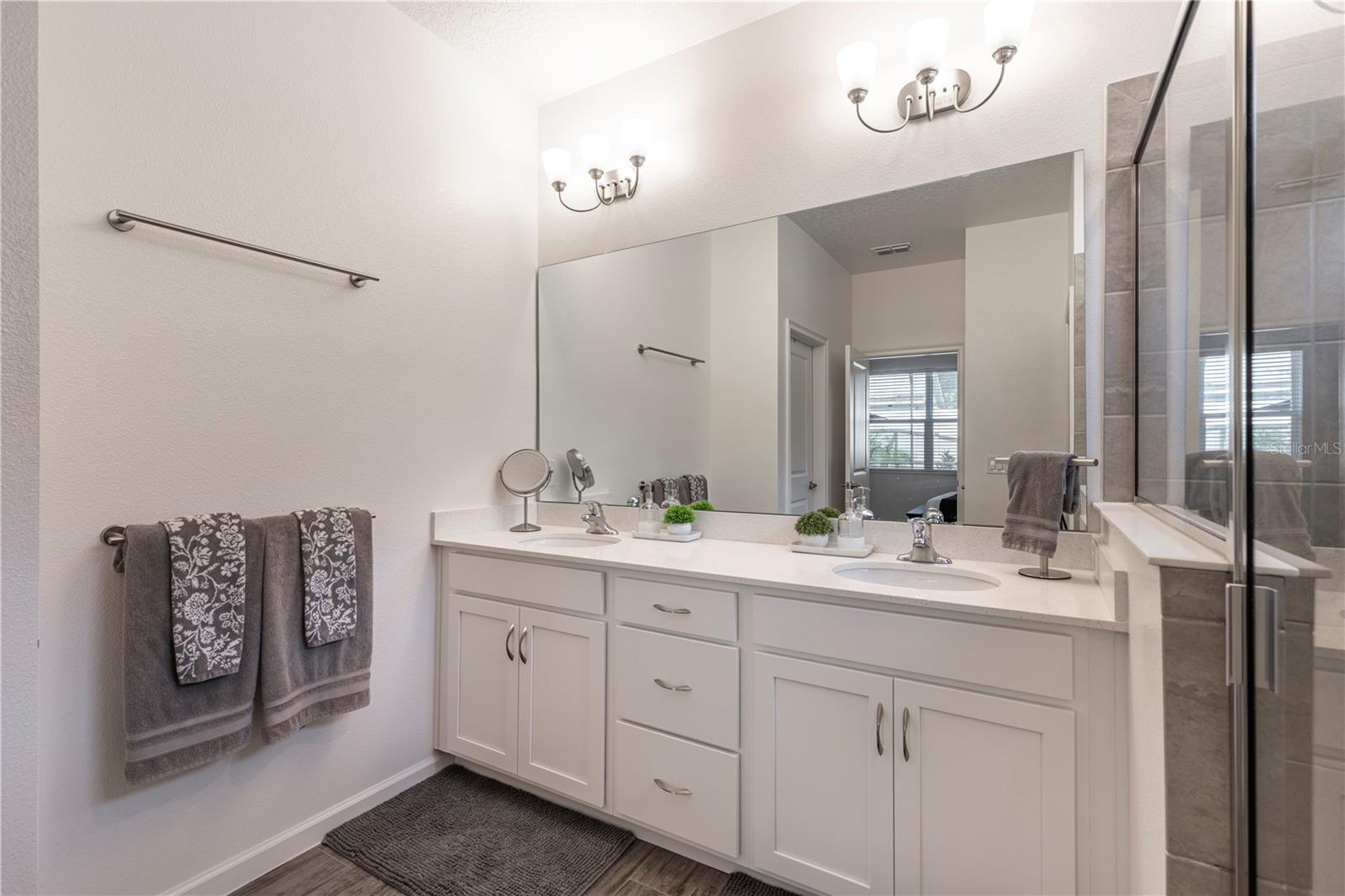 Image 23 of 40 For 2429 Sirena Lane
