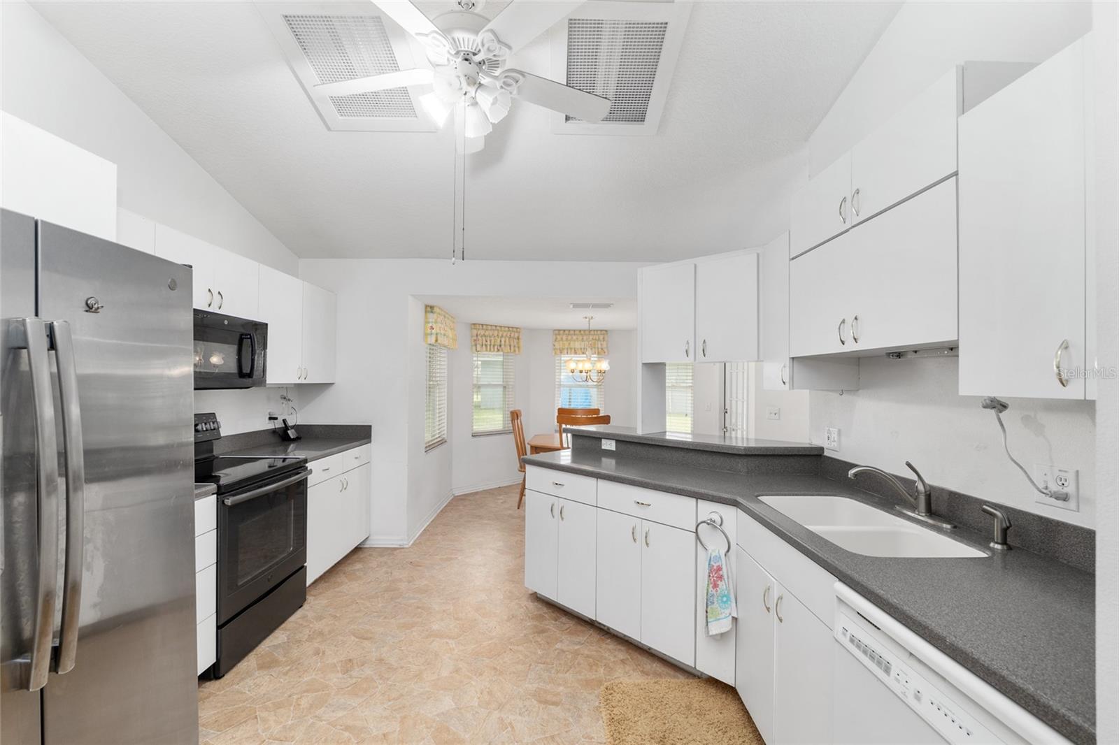 Image 14 of 33 For 8668 66th Avenue