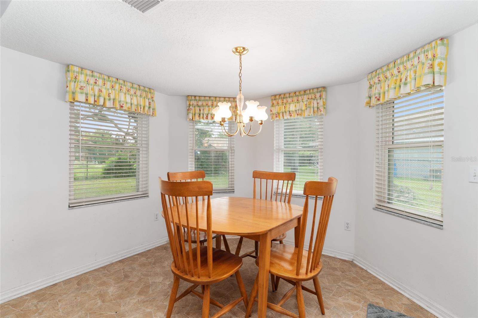 Image 18 of 33 For 8668 66th Avenue