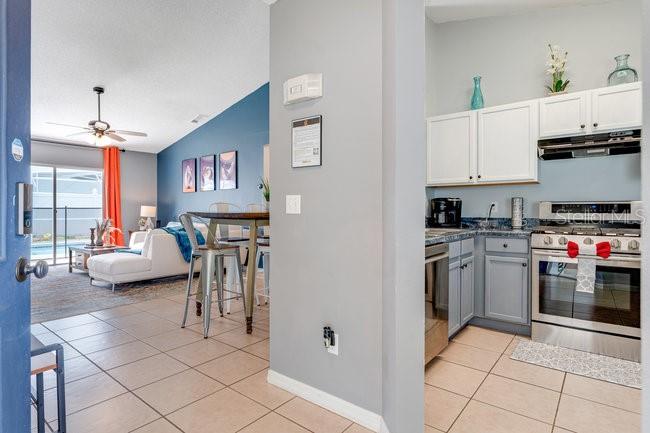 Image 11 of 44 For 7820 Laurel Oak Lane