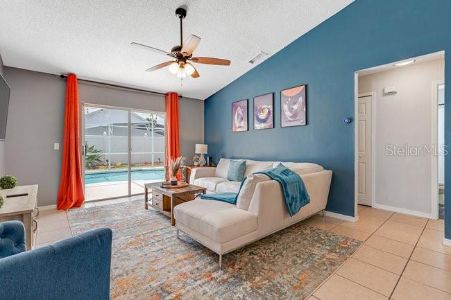 Image 14 of 44 For 7820 Laurel Oak Lane