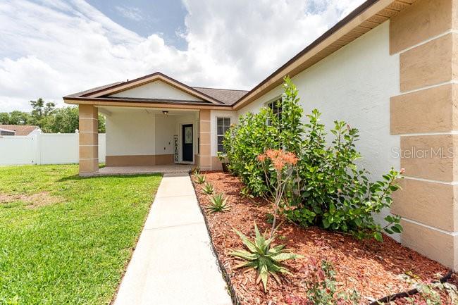 Image 3 of 44 For 7820 Laurel Oak Lane
