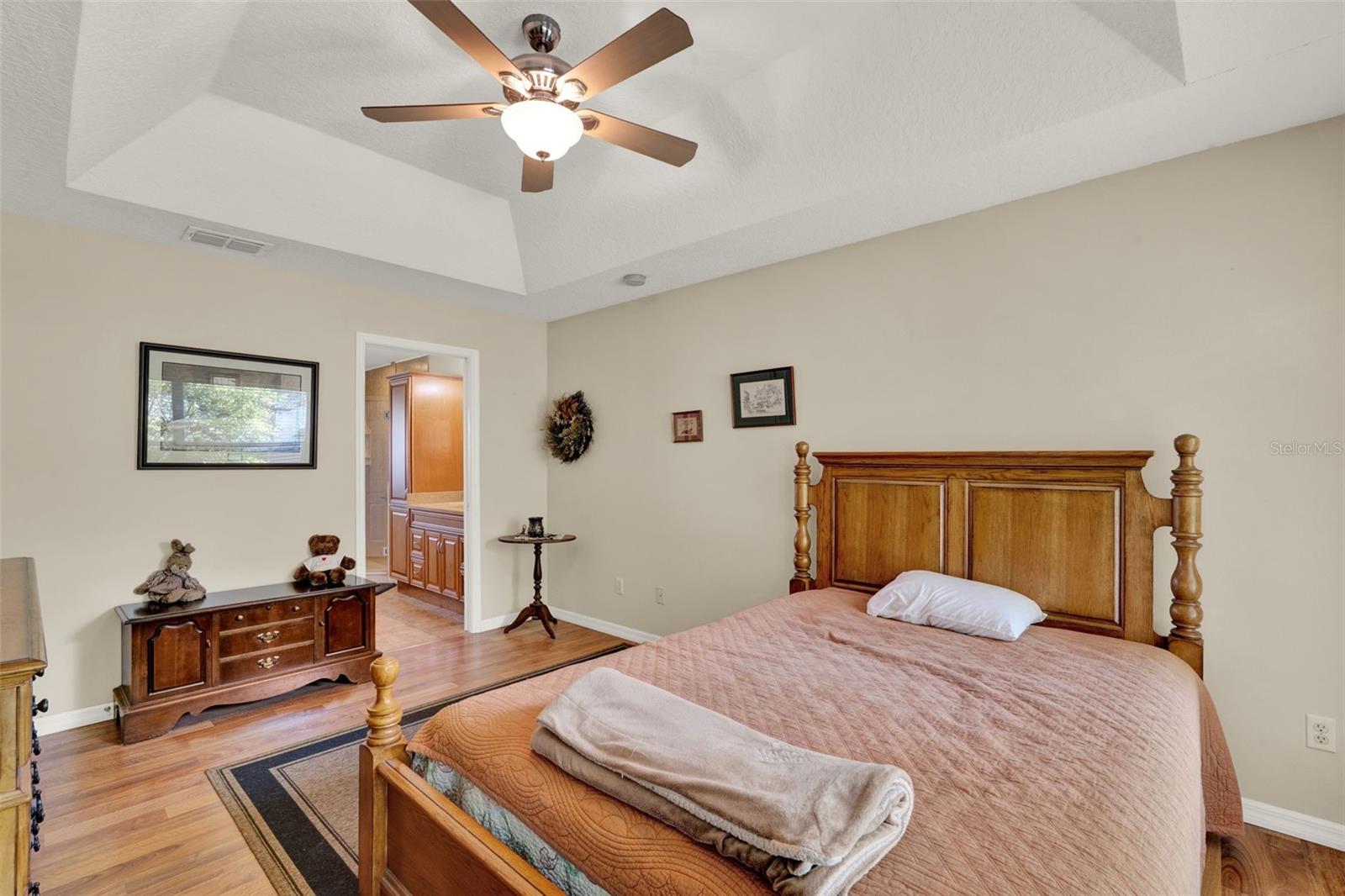 Image 17 of 27 For 718 Grisham Street