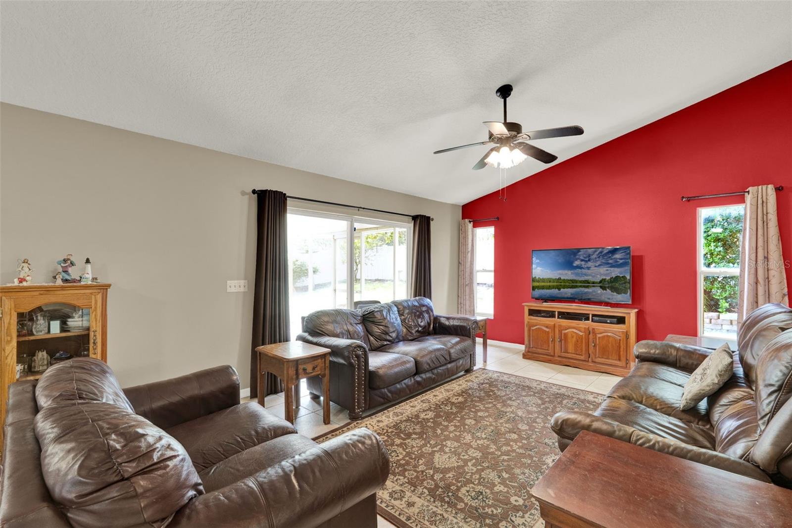 Image 4 of 27 For 718 Grisham Street