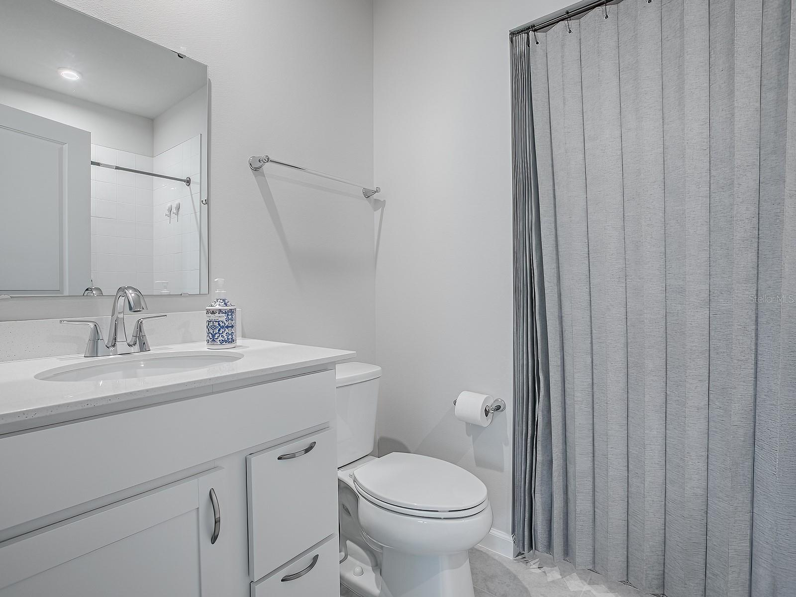Image 16 of 39 For 2162 Oklahoma Drive