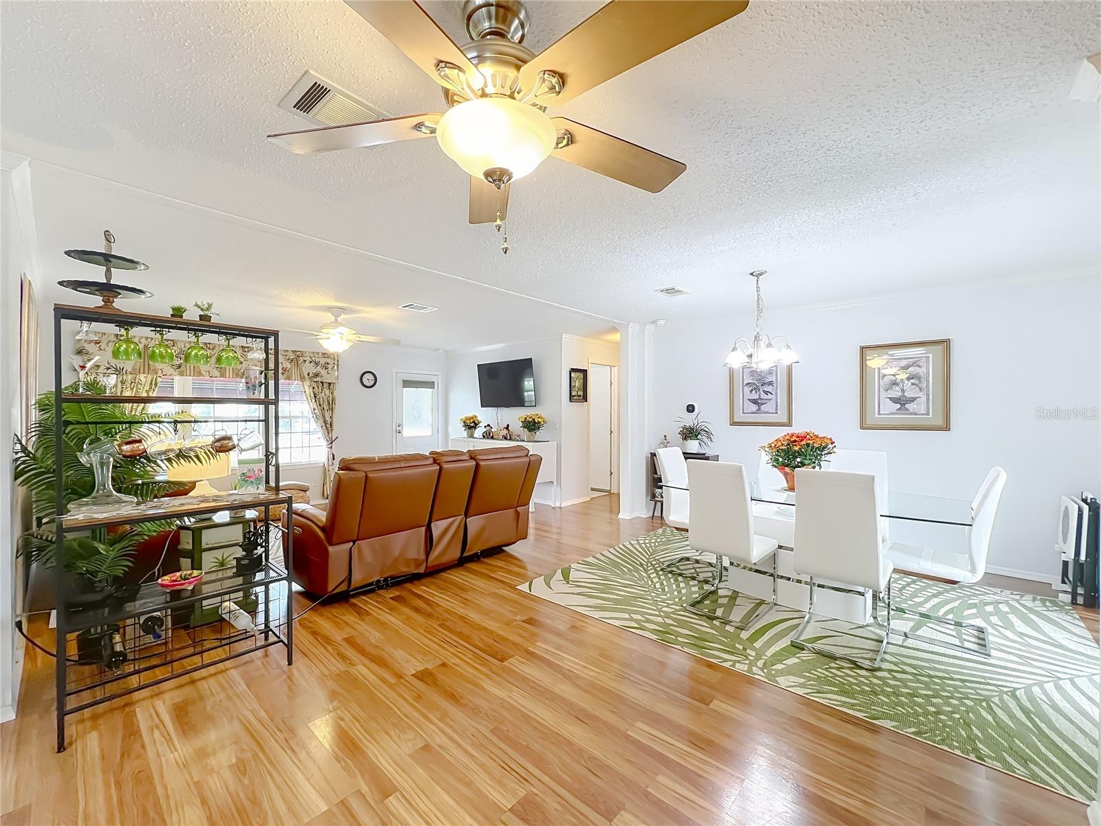 Image 11 of 45 For 1019 Capella Drive