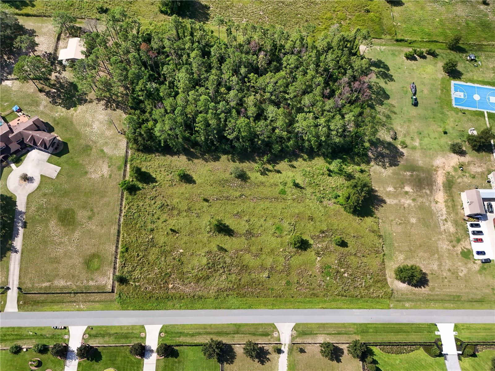 Image 7 of 27 For Sonoma Ridge Lane