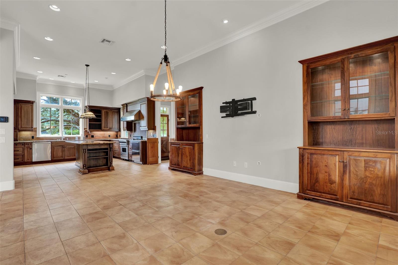 Image 16 of 74 For 24044 Integrity Way