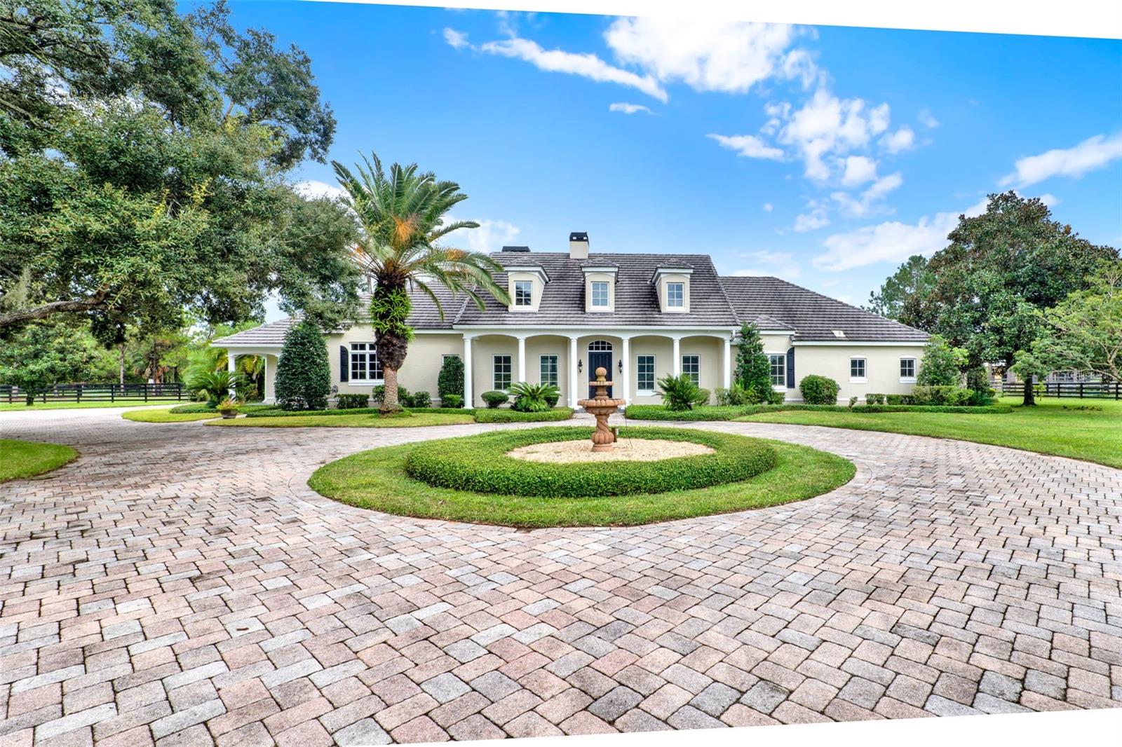 Image 4 of 74 For 24044 Integrity Way