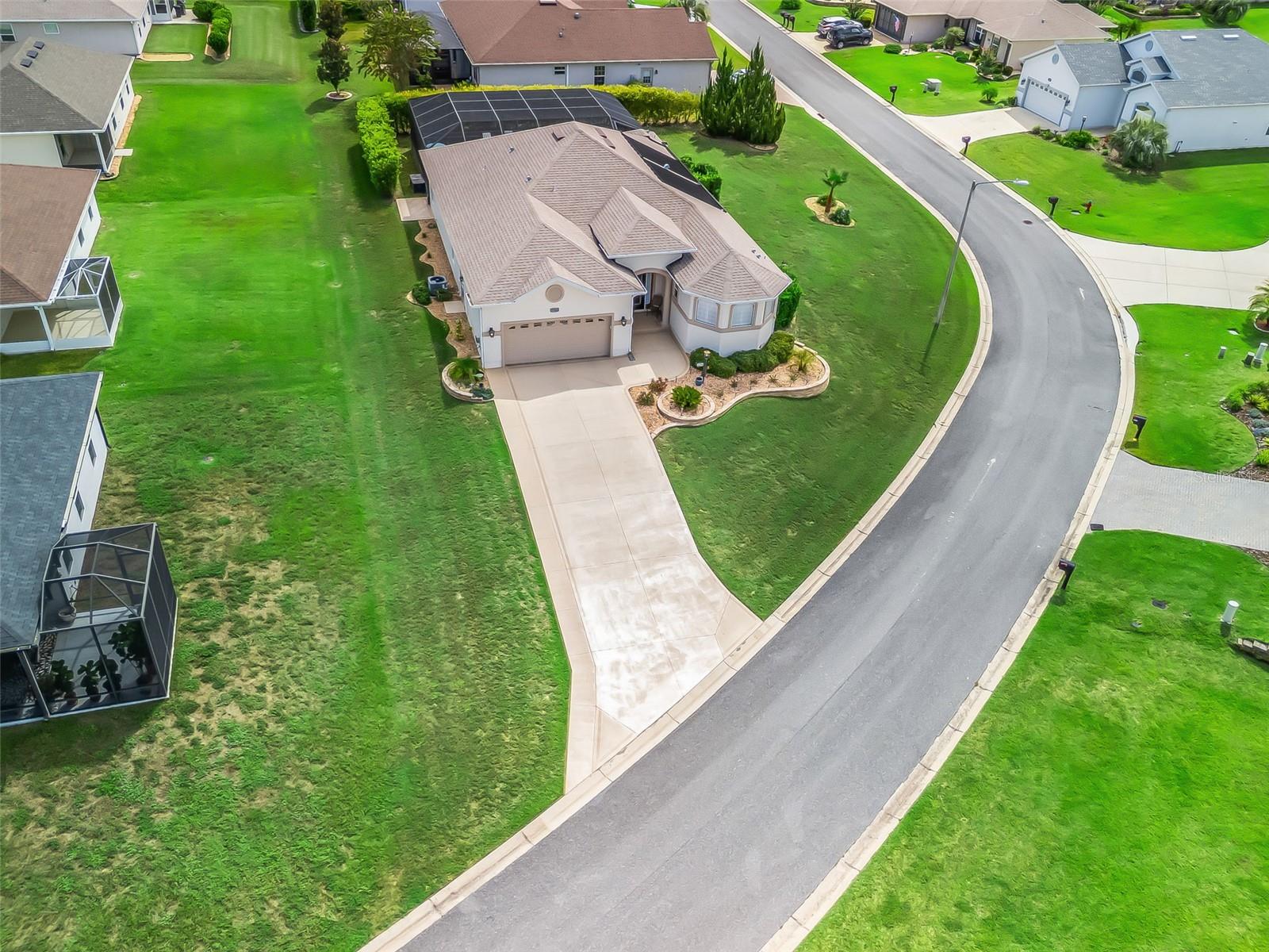 Image 14 of 77 For 17105 111th Terrace Road