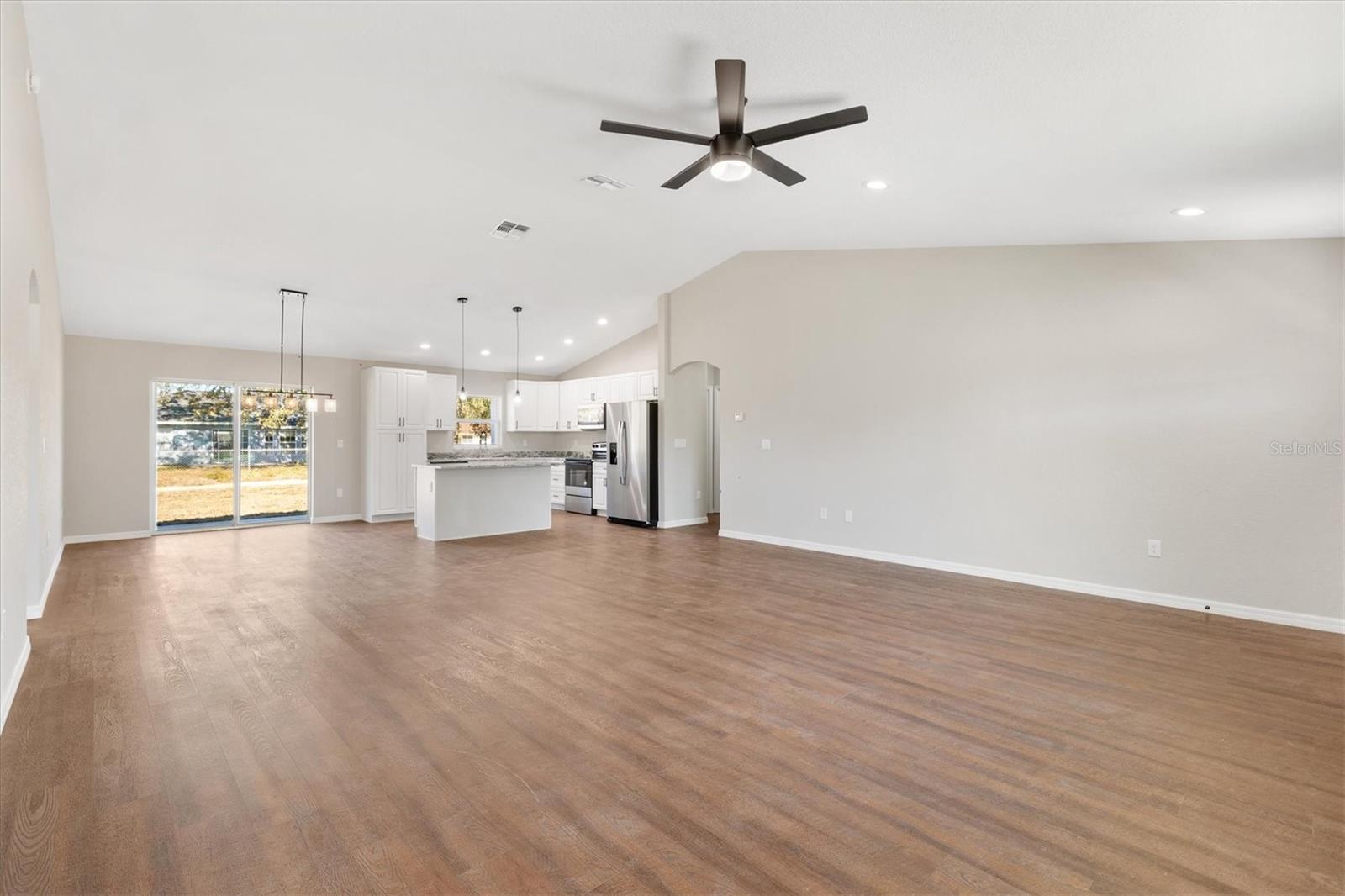 Image 6 of 27 For 6962 Se 124th St