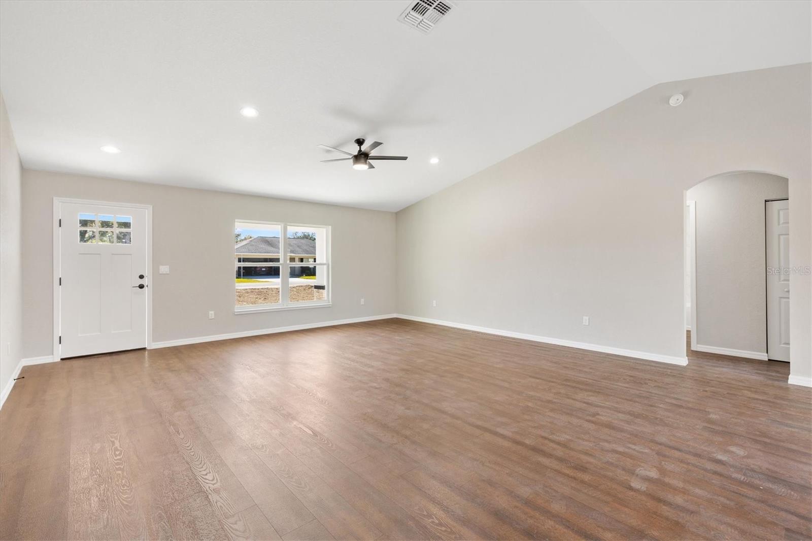 Image 7 of 27 For 6962 Se 124th St