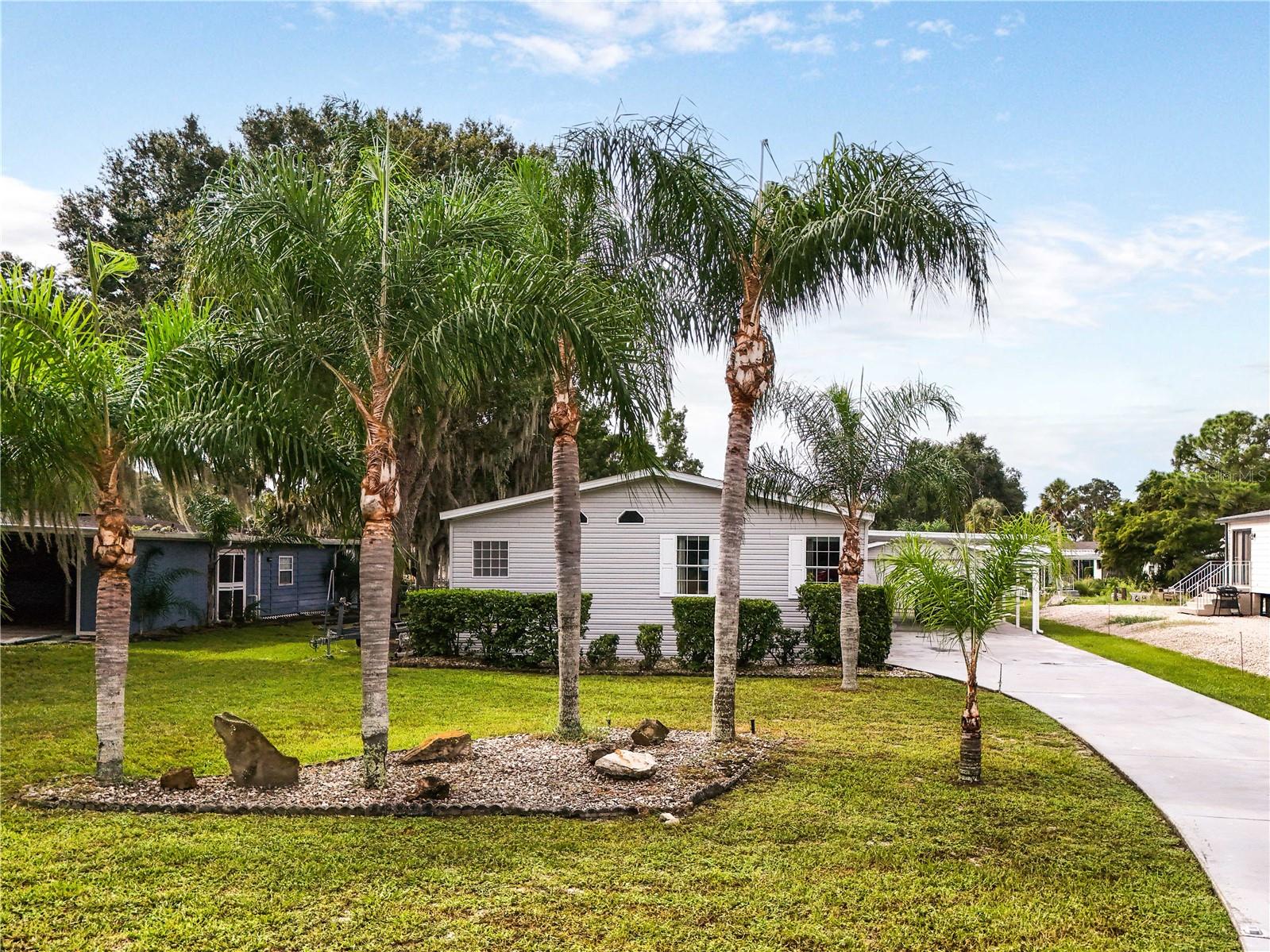 Details for 35247 Harbor Shores Road, LEESBURG, FL 34788