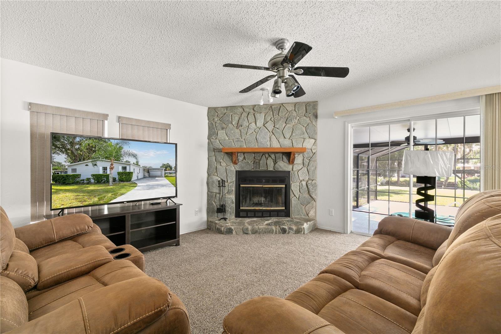 Image 15 of 51 For 35247 Harbor Shores Road