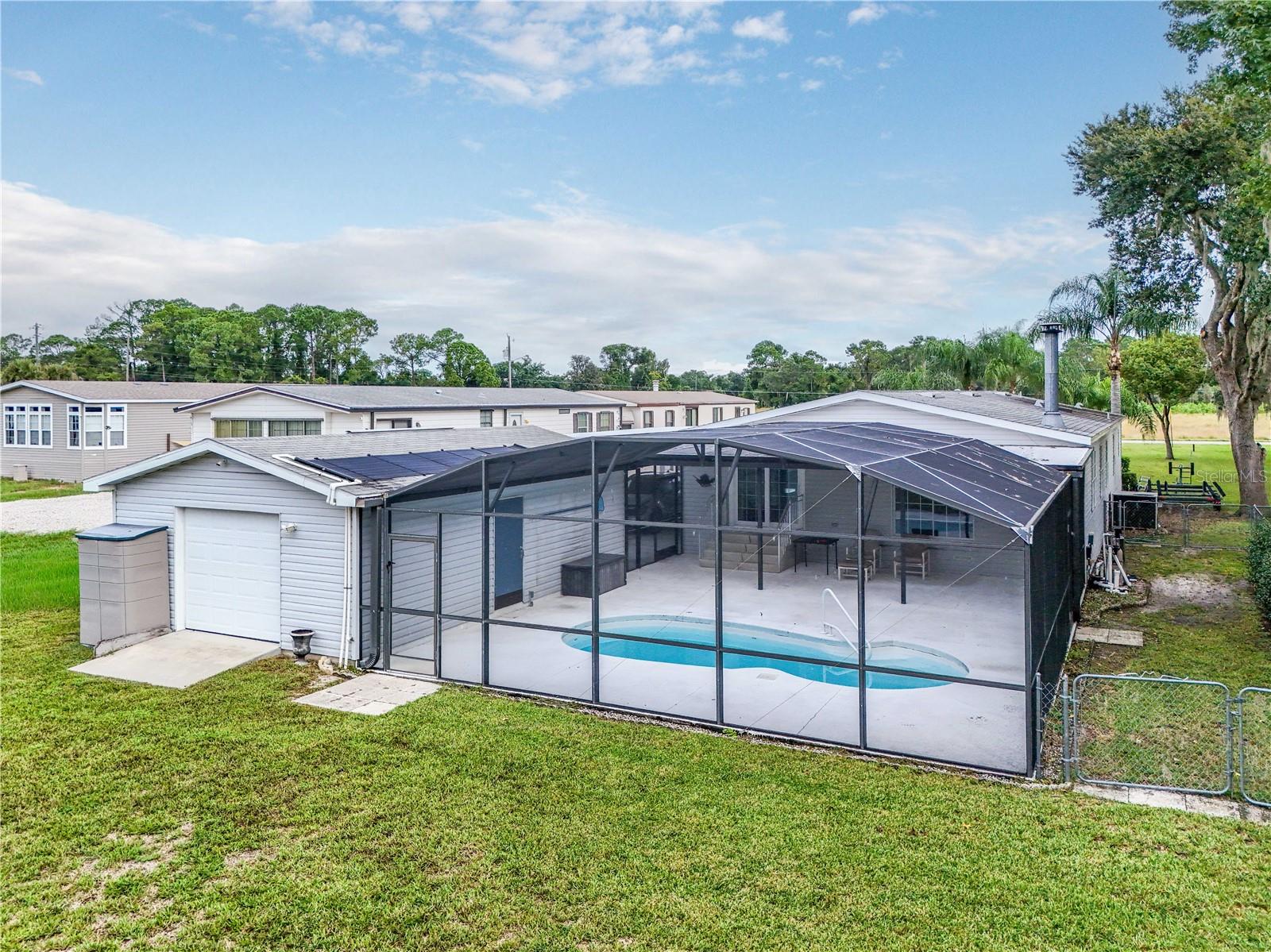 Image 36 of 51 For 35247 Harbor Shores Road