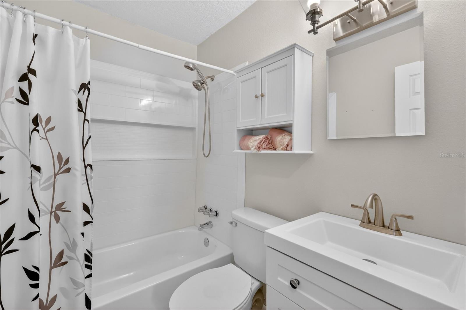 Image 19 of 23 For 705 Mike Avenue