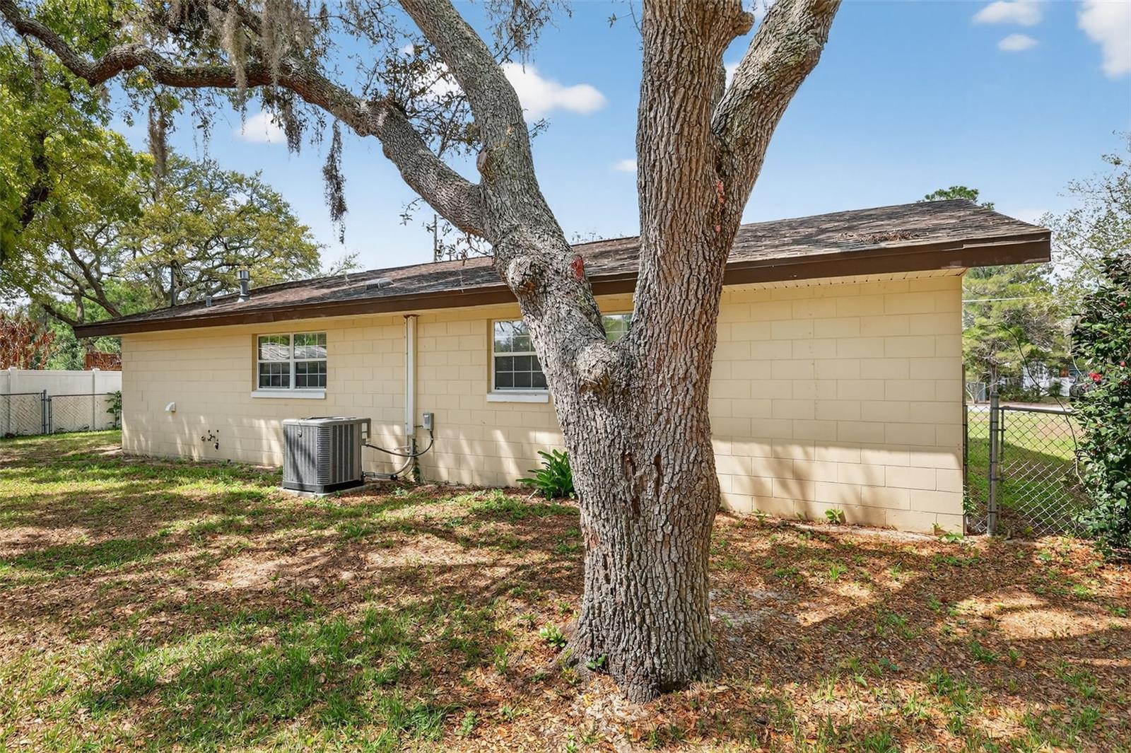 Image 21 of 23 For 705 Mike Avenue