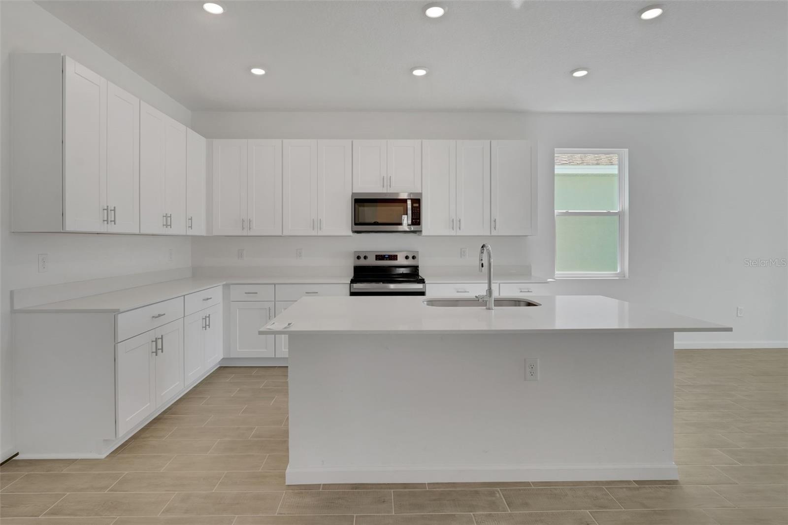 Image 13 of 34 For 260 Meredith Boulevard