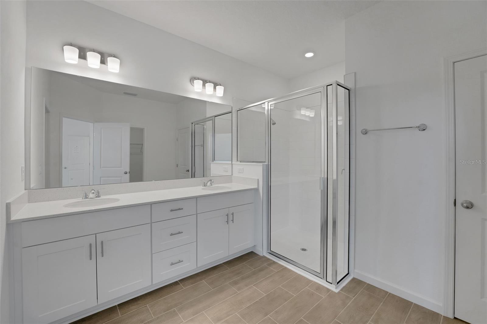 Image 25 of 34 For 260 Meredith Boulevard