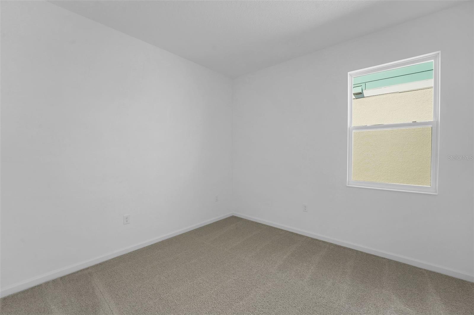 Image 29 of 34 For 260 Meredith Boulevard