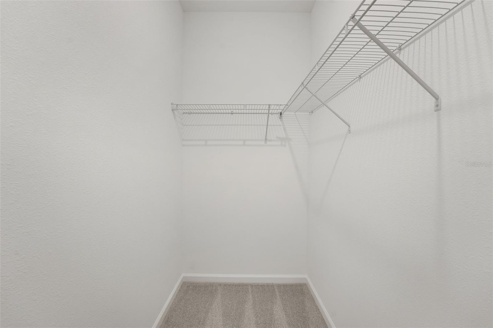 Image 26 of 31 For 264 Meredith Boulevard