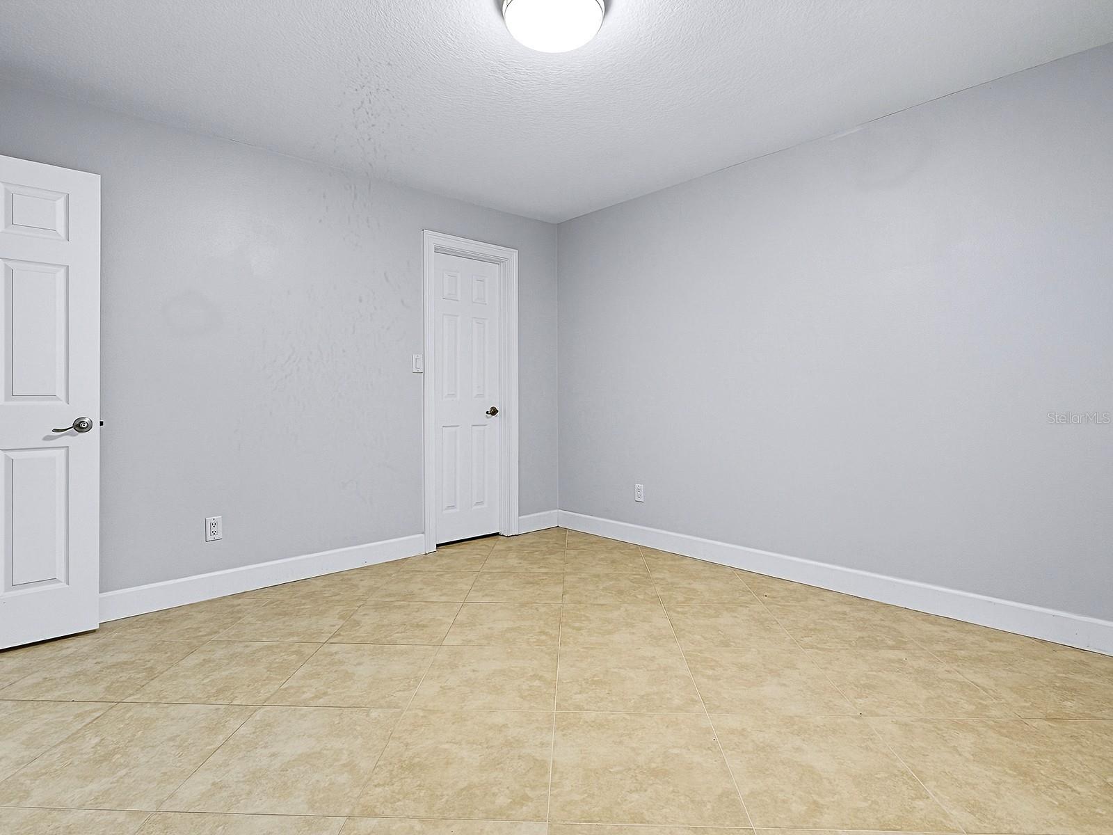 Image 13 of 23 For 523 Carambola Avenue